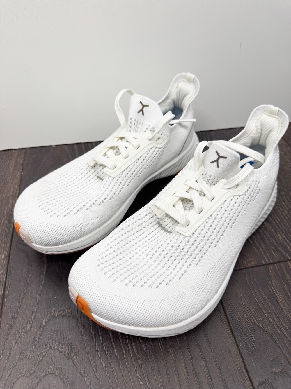 Flux Footwear White Women Sz 9.5 Zero Drop Barefoot Running Training Shoes